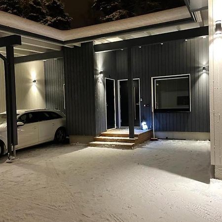 Helmetaer Apartment โรวานิเอมิ ภายนอก รูปภาพ