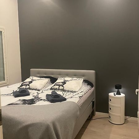 Helmetaer Apartment โรวานิเอมิ ภายนอก รูปภาพ