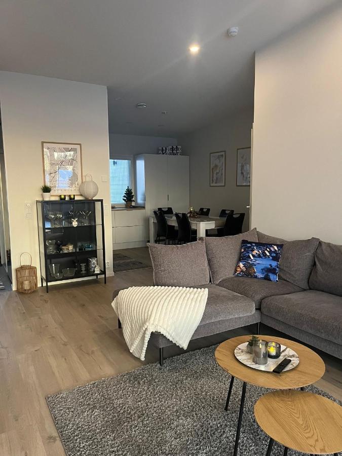 Helmetaer Apartment โรวานิเอมิ ภายนอก รูปภาพ